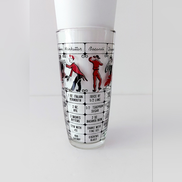 Mixing glass for cocktails with printed recipes. - Picture 6 of 9